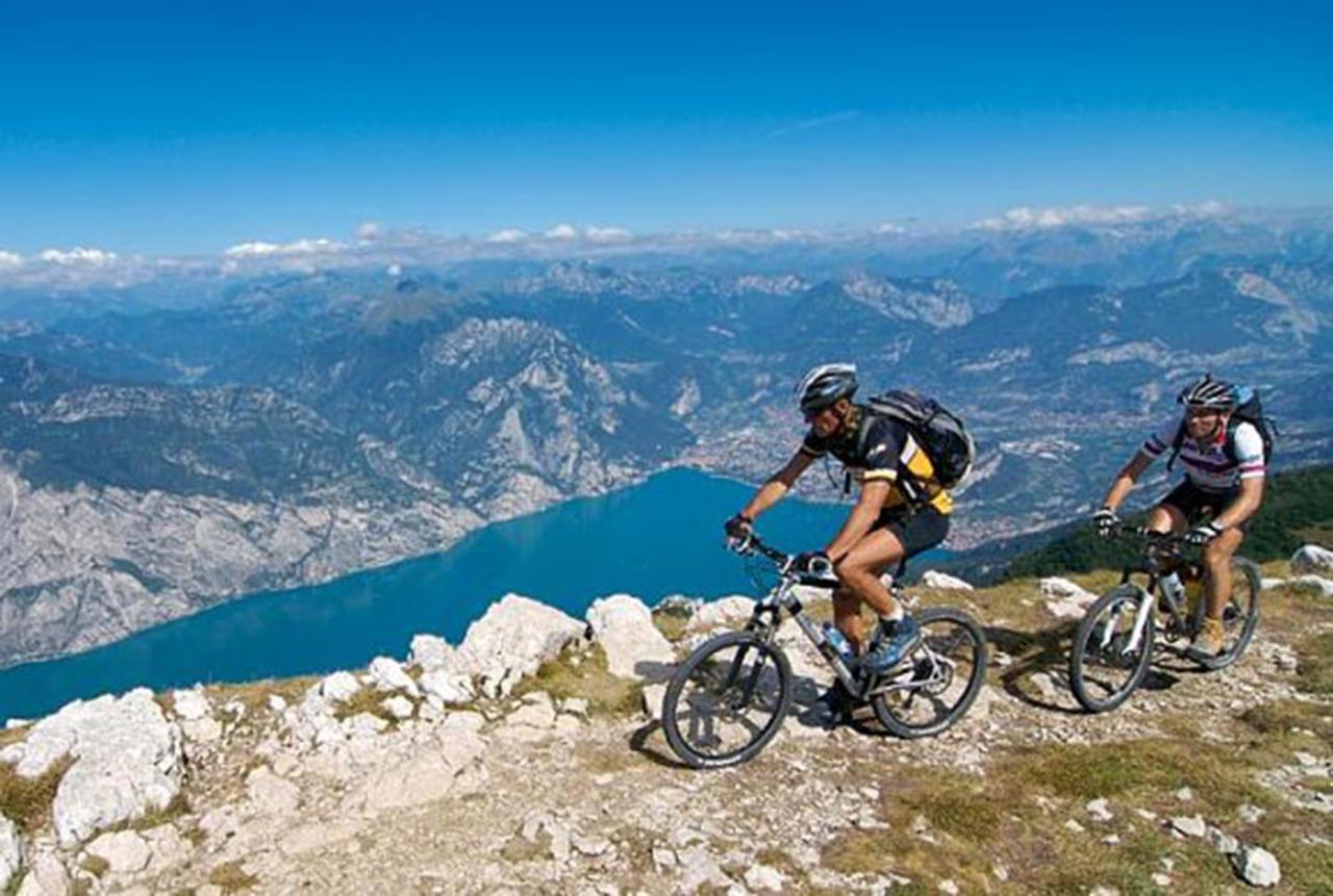 Casa Vacanza & Suite Joy Peschiera del Garda Zewnętrze zdjęcie